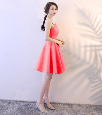 Vestido asimétrico sin mangas