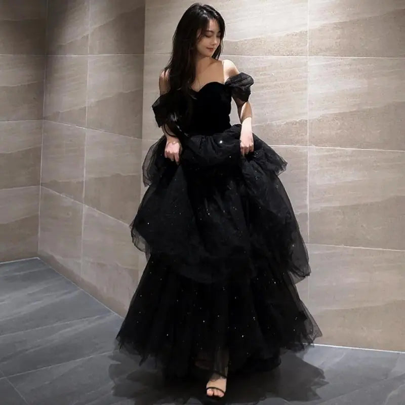 Vestido de noche negro de lujo