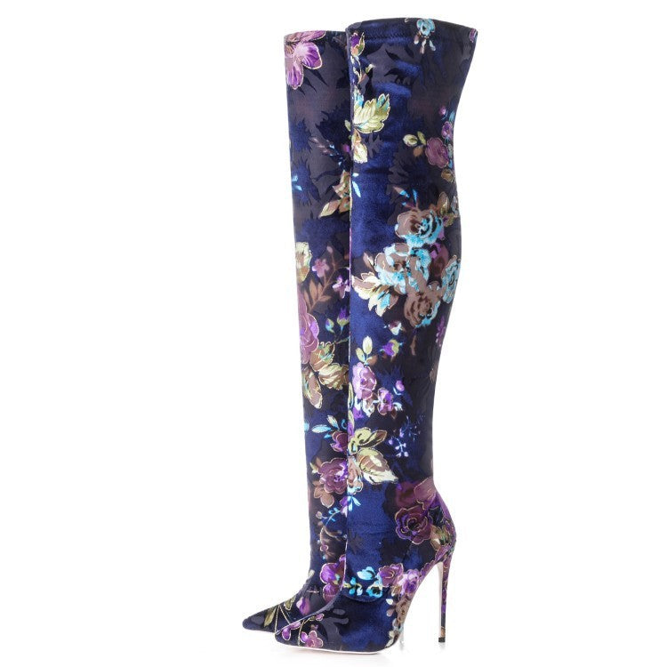 Stiefel mit Blumenmuster