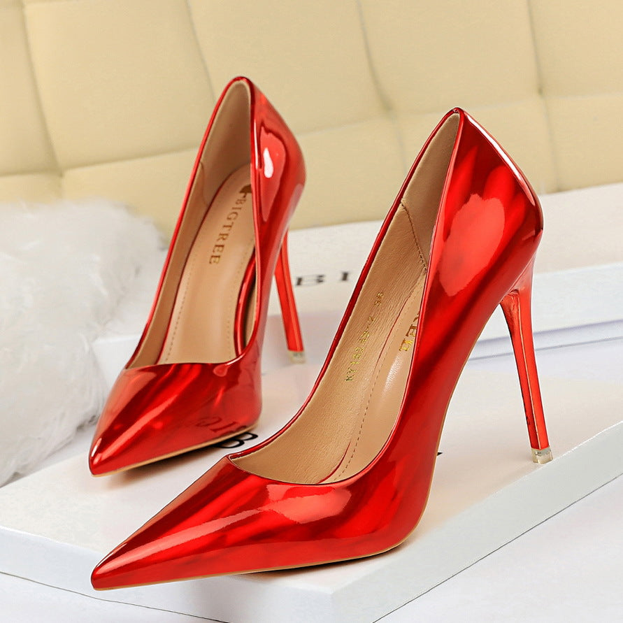 Red Glossy Patent Leather Stilleto Heels