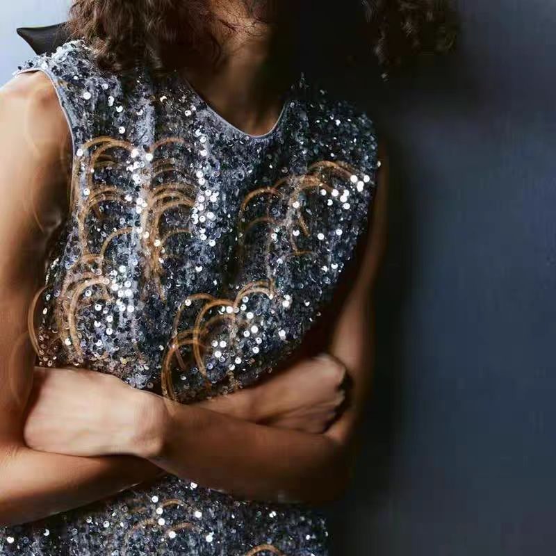 Sequin Back Bow Sleeveless Dress