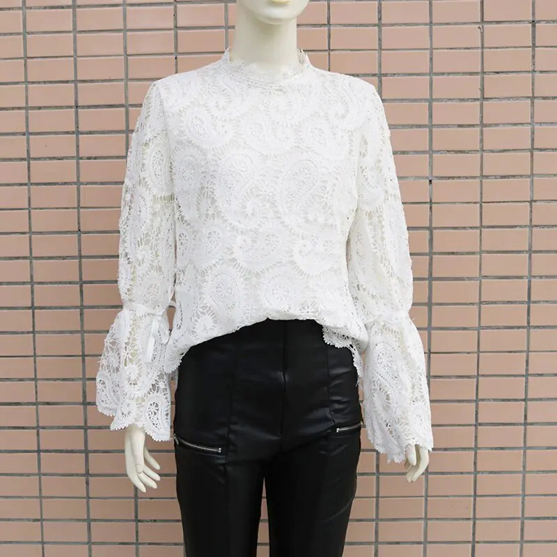 Lace Lantern Long Sleeve Blouse