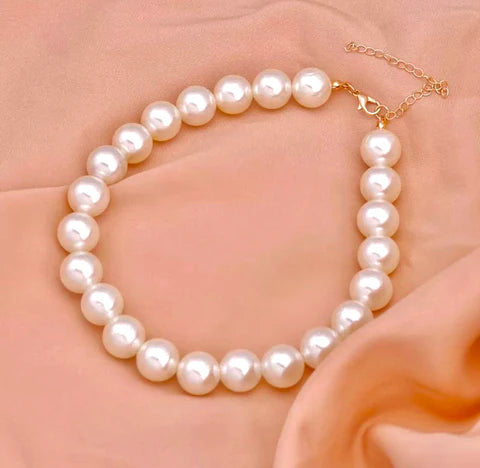 Round Pearl Necklace