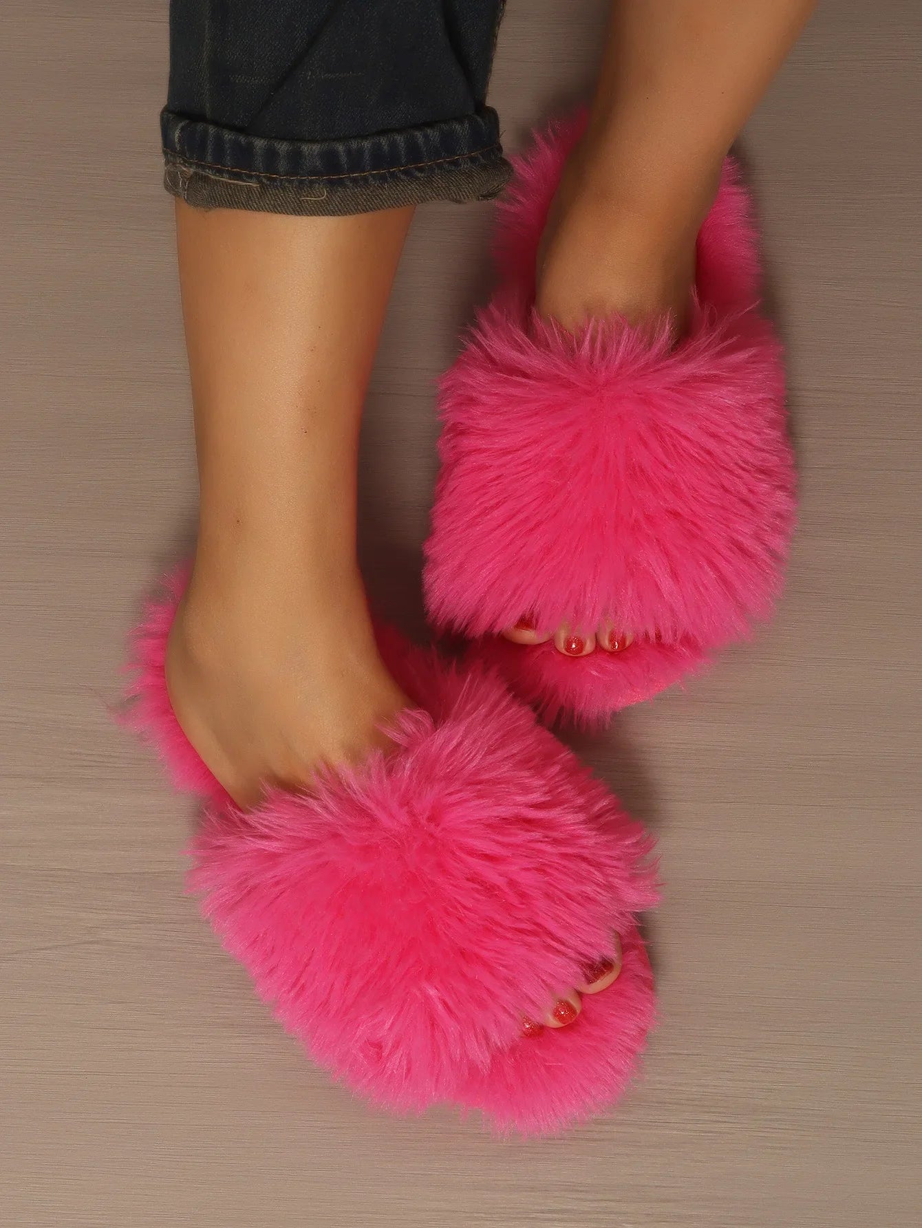 Plush Anti-slip Durable Warm Indoor Slippers