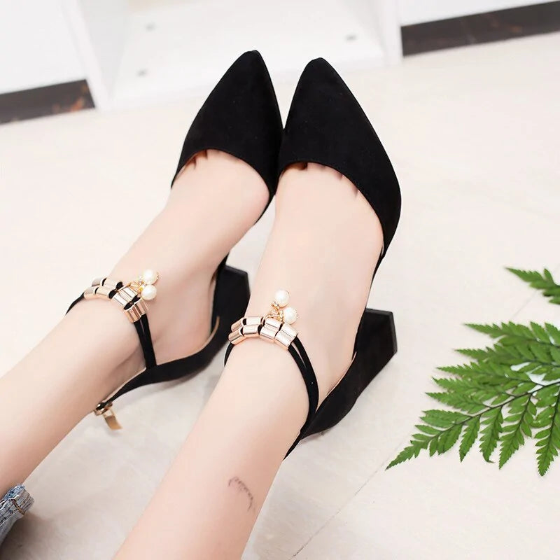 Pearl Buckle Thick Mid-heel Shoes