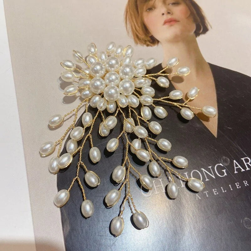 Pearl Flower Brooch