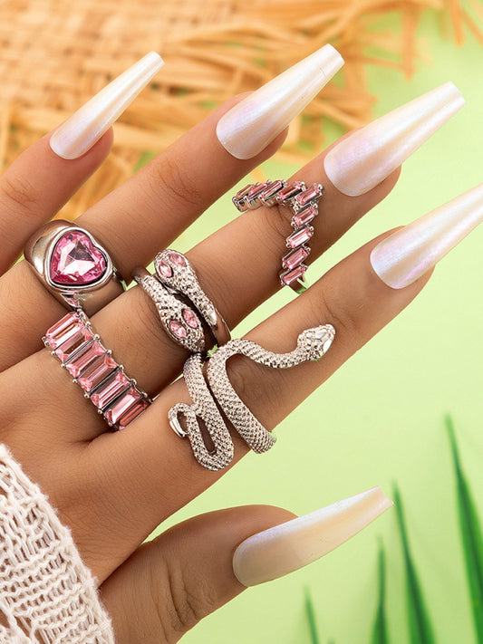 Fünfteiliges Ringset mit Schlangendesign 