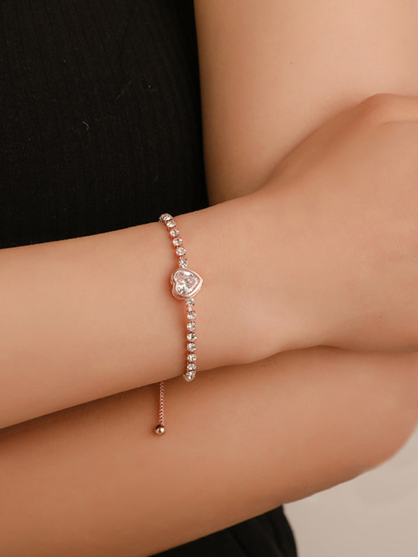 Pulsera de diamantes con circonitas en forma de corazón 