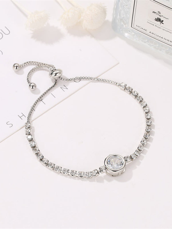 Pulsera de diamantes con circonitas en forma de corazón 