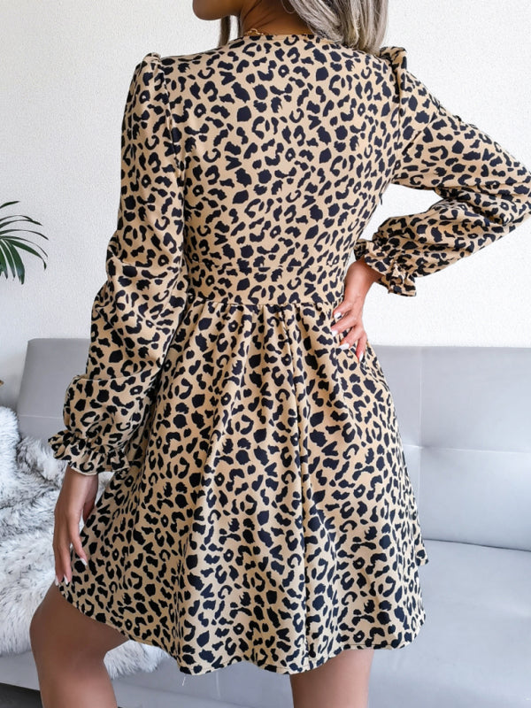 Leopard Print V-neck Pleated Waist Long Sleeve Dress