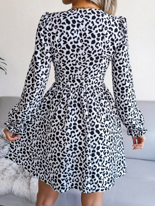 Leopard Print V-neck Pleated Waist Long Sleeve Dress