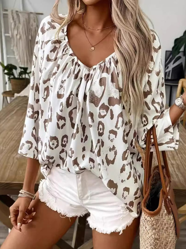 Leopard print V-neck Gathered Three-quarter Sleeve Shirt