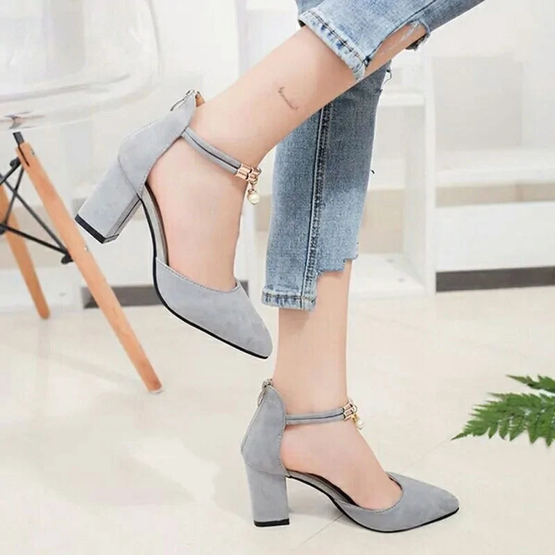 Pearl Buckle Thick Mid-heel Shoes