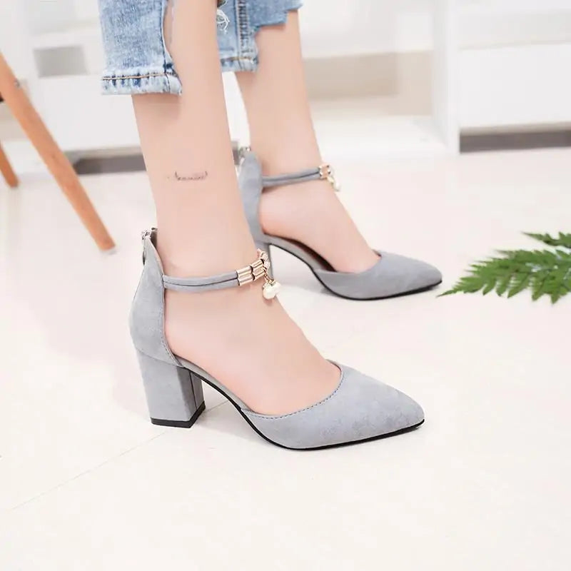 Pearl Buckle Thick Mid-heel Shoes